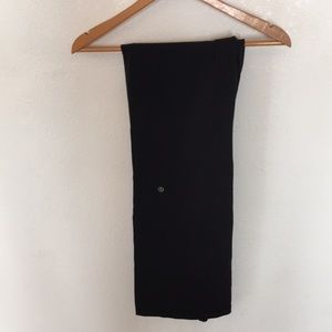 Lululemon black yoga pants